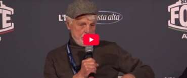 Michele Placido svela il clima d’intimidazione dei salotti romani: “Parlai bene della Meloni, mi urlarono fascista”