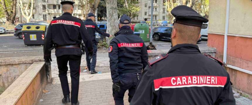 Prato, arrestati due imprenditori cinesi per sfruttamento: facevano lavorare connazionali clandestini