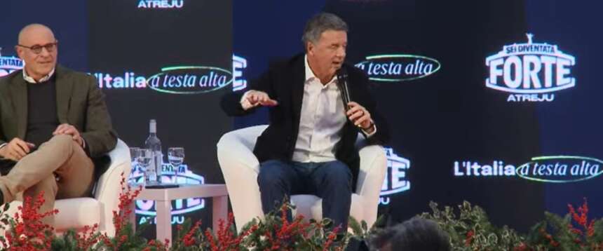 Renzi ad Atreju, clima incandescente tra lapsus e liti con Calderoli e Rampelli. Casellati lo bacchetta: “Al Senato non vieni mai”