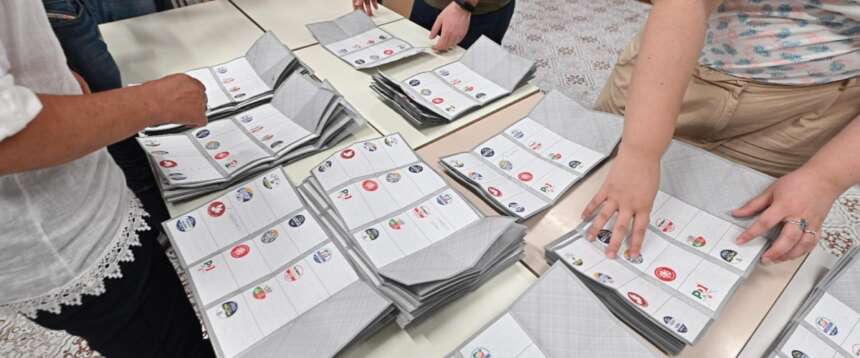 Sondaggio “Porta a porta”