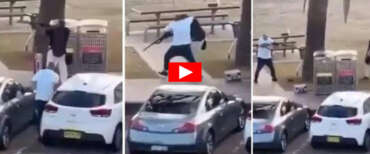 Strage di ebrei in Australia, c’è un eroe: un fruttivendolo arabo ha bloccato con le mani uno dei killer (video)