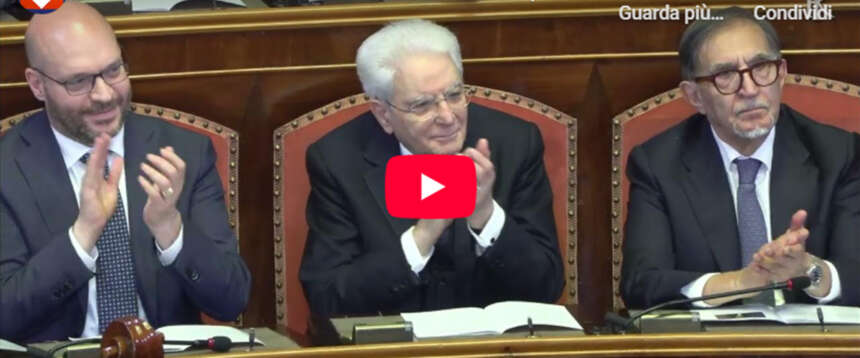 Claudio Baglioni conquista il Senato con il concerto di Natale davanti a Mattarella e La Russa (video)
