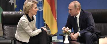 Ue, svolta clamorosa: approvato il congelamento dei beni russi. Palazzo Chigi: “Esplorare anche altre strade”