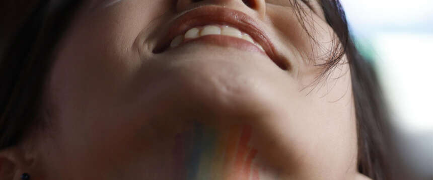 L’ultima follia “gender”: bambina di 13 anni cambia sesso anagrafico col consenso dei giudici