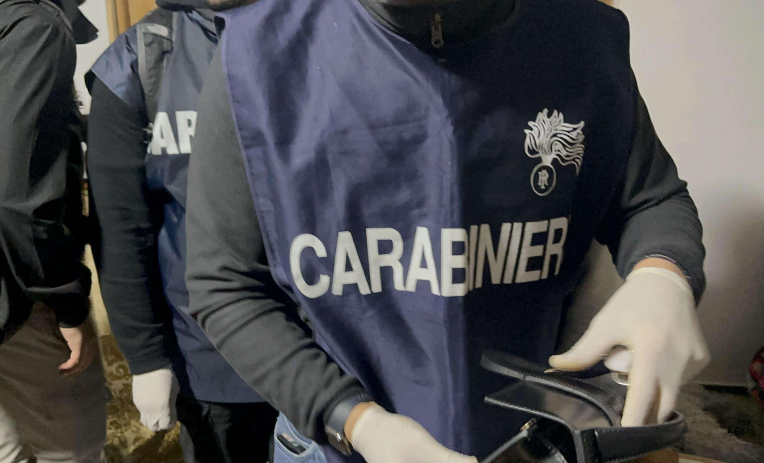 Capri, violentati ripetutamente quattro anziani in una casa di riposo. Arrestato un operatore sanitario