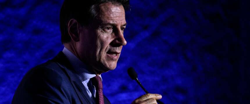 Sondaggio Ixè, vento in poppa per FdI al 30,3. Doccia fredda per i 5Stelle ai minimi storici