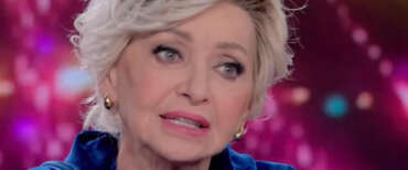 Il coraggio di Enrica Bonaccorti, colpita da un tumore al pancreas: “Ho poche speranze di vivere ma non mi dispero