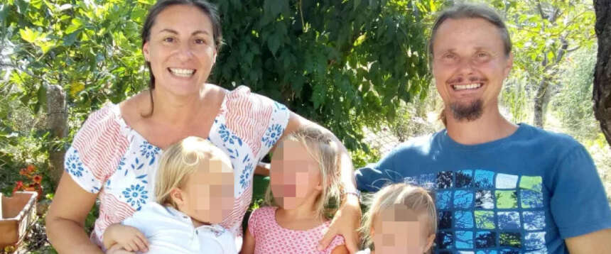 Famiglia del bosco, beffa di Natale per il papà: i giudici gli negano il pranzo con i figli