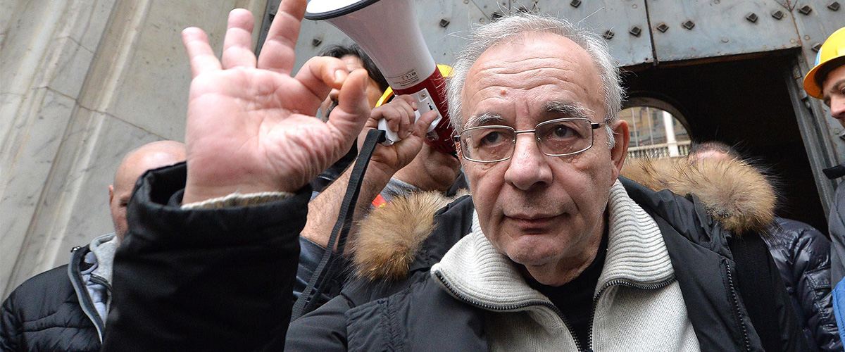 Ilva, sindacalista Fiom Cgil minaccia la polizia: “Andiamo a picchiarci con loro… Meloni? Ci vuol prendere con la vaselina”