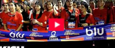 Iran, la maratona delle donne senza velo contro il regime islamico: due organizzatori arrestati (video)