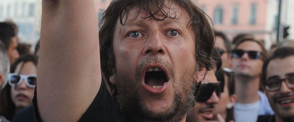 migranti toghe in soccorso delle ong casarini scatenato abbatteremo i muri folle sfida al governo da Secoloditalia.it migranti toghe in soccorso delle ong casarini scatenato abbatteremo i muri folle sfida al governo