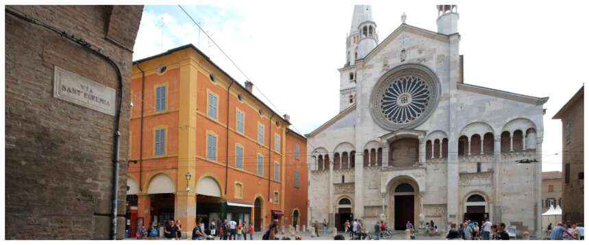 Immigrato tenta di sgozzare un prete nel centro storico di Modena (video) “Non è stata una rapina”