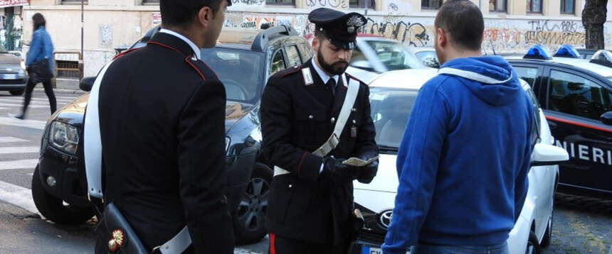 Padova sotto choc: rissa a sprangate tra marocchini. E scattano i sigilli per un bar diventato ring per stranieri