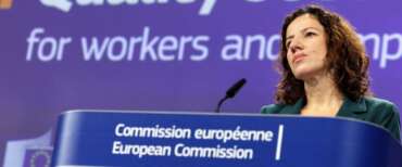 La Commissaria Ue al Lavoro, Roxana Minzatu