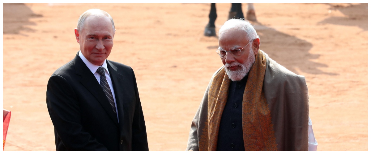 La provocazione di Putin: omaggia Gandhi e si paragona a lui: “Fu grande nell’anticipare il nuovo ordine”