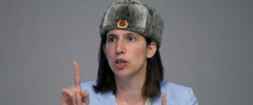 Farsa nel Pd, Schlein prova a oscurare Meloni con un’assemblea “bulgara”: rissa, ma neanche un voto contro…