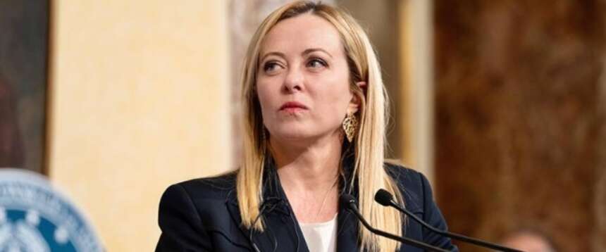 Ucraina, Meloni con gli altri leader sente Zelensky: mai come ora serve unità di vedute tra partner Ue, Kiev e Usa