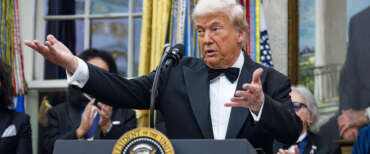 Trump striglia Zelensky: “Non ha letto il piano di pace”. Ucraina ed Europa a un bivio, la Russia “sciacalla”