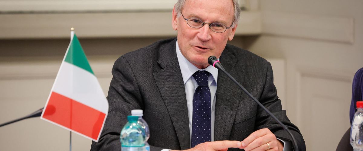 la grottesca deriva delle correnti del csm raccontata dall8217interno lottizzati pure autisti e signore delle pulizie da Secoloditalia.it la grottesca deriva delle correnti del csm raccontata dall8217interno lottizzati pure autisti e signore delle pulizie