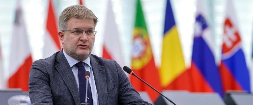 Stop dell’Europarlamento al Mercosur, Fidanza garantisce: “Non ci saranno conseguenze per la maggioranza”