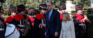 Italia-Germania, si marcia insieme su difesa, spazio e industria. Si alza il “muro” di Berlino e Roma sui migranti