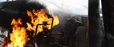 Kiev e Kharkiv sotto assedio russo: un morto e 27 feriti nella notte. Proseguono i negoziati ad Abu Dhabi