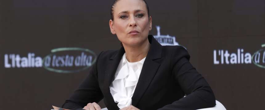 L’atto d’accusa di Sara Kelany: “Da quando c’è il governo Meloni i giudici rimettono in libertà più clandestini”