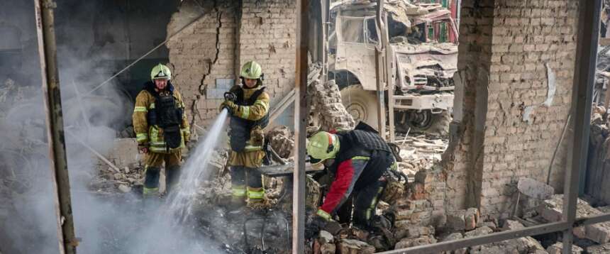 Raid russo nella notte in Ucraina centrale: più di un milione di famiglie senza acqua ed energia elettrica