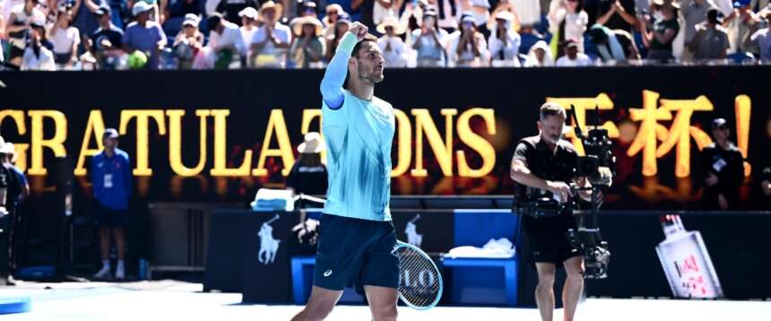 “Buongiorno, Italia!”. Musetti si “beve” un Fritz e sfida Djokovic. Sinner “litiga” con la tv per tifare