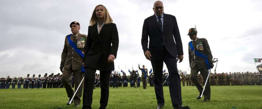 Dossieraggi, per Crosetto il record di “spiate” da Striano e company: 60 accessi in due giorni. Procaccini: “Vicenda inquietante”