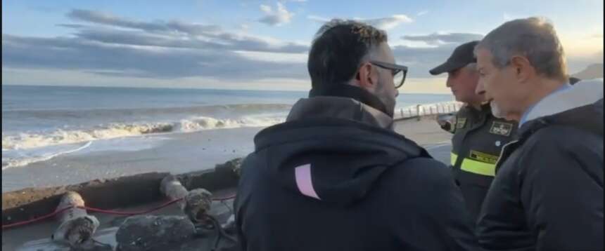 Maltempo, Musumeci vola in Sicilia per garantire il sostegno del governo: non è e non sarà un problema di risorse (video)