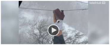 Sequestrata la seggiovia di Piancavallo dalla quale è precipitato un trentenne: la drammatica sequenza (video)