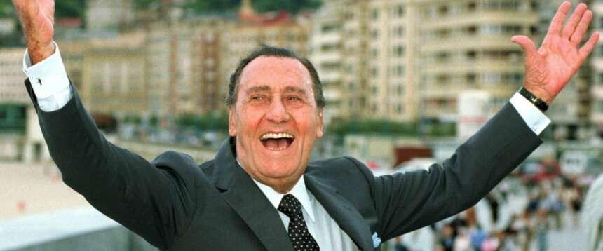 Alberto Sordi l’Arcitaliano, Gasparri: “Moretti si scusi per quella battuta”. Denunciò la mala giustizia in un film memorabile