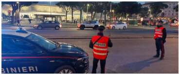 Violenza a Stazione Termini: due agguati nella notte. Gravissimo un 57enne italiano