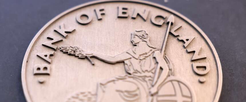 La Banca d’Inghilterra si preoccupa per “l’equità” dei trans e dimentica i problemi economici