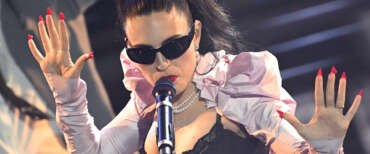 Un “Ditonellapiaga” di Sanremo: elogio della cantante fuori dal coro (e che non salirà sul podio…)