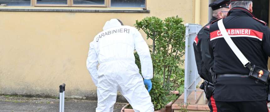 Trovato il cadavere di una donna decapitata a Scandicci, le indagini in corso per chiarire il mistero del giallo, del movente e l’incognita dell’identità della vittima