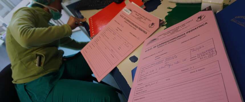 “È inabile al trapianto”: il dramma del bambino di due anni che ha ricevuto il cuore bruciato. La famiglia chiede un nuovo parere