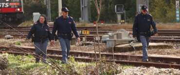 Primi attentati “rossi” contro le Olimpiadi: bomba e cavi tranciati dagli anarchici, treni bloccati