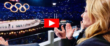 Olimpiadi da sogno, Meloni incita gli azzurri: “Gareggiate col cuore”. Il tributo dello stadio all’Ucraina