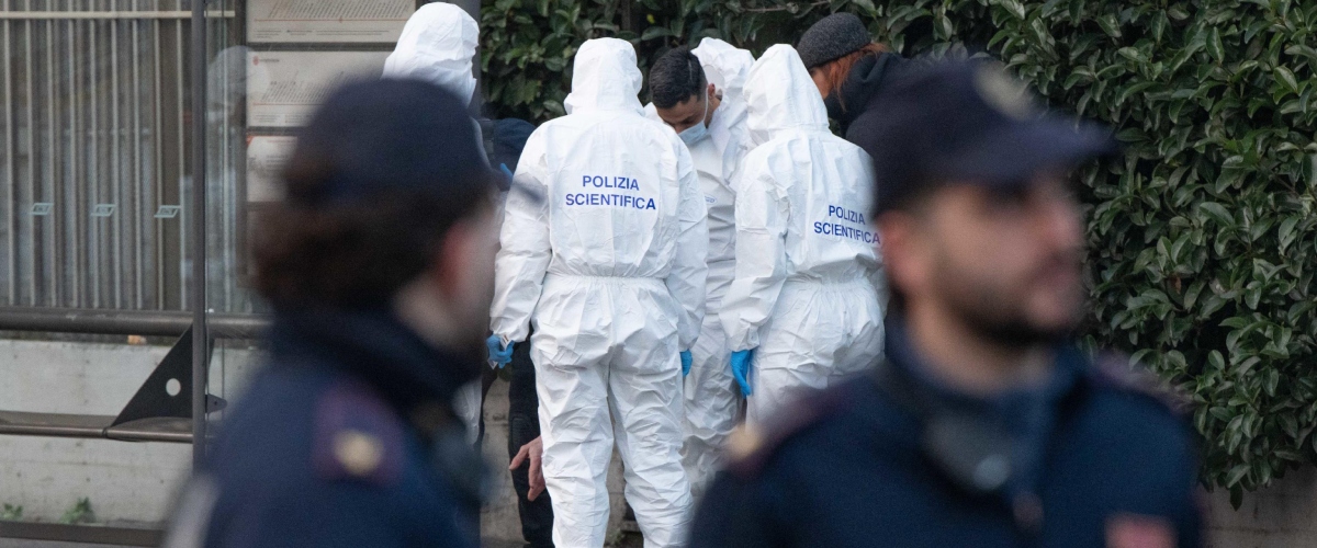 rogoredo il sospetto si fa concreto si punta a inchiodare l8217agente che ha sparato difendere lo stato non 232 una colpa da Secoloditalia.it rogoredo il sospetto si fa concreto si punta a inchiodare l8217agente che ha sparato difendere lo stato non 232 una colpa