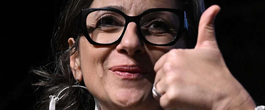 Tutta Europa le chiede di mollare la poltrona all’Onu, ma la Albanese non schioda e querela Trump