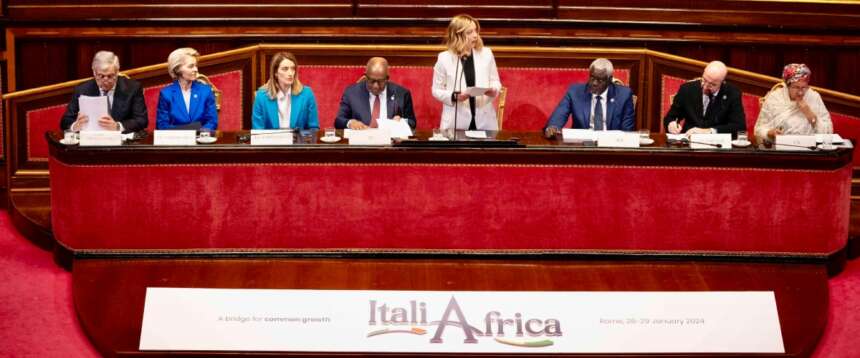 Un ponte per la crescita comune: Meloni ad Addis Abeba per il vertice Italia-Africa