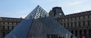 Louvre senza pace, dopo il furto eccellente lo scandalo delle truffe dei biglietti