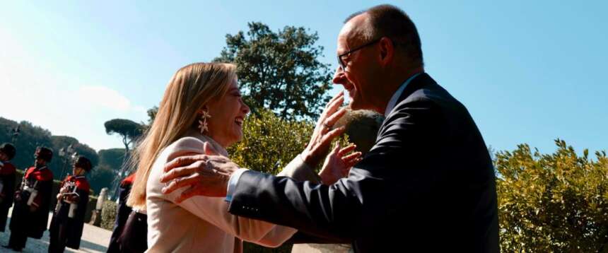 La premier Giorgia Meloni e il cancelliere Friedrich Merz durante il recente vertice di Roma