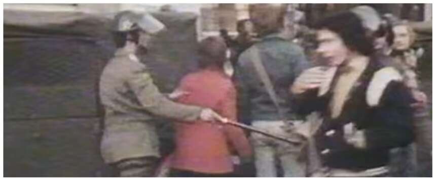 Bonelli racconta un’altra storia rispetto agli scontri del 1973 a Milano e al Msi: ecco la verità