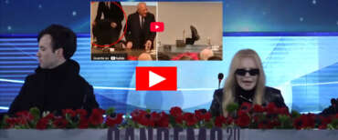 Sanremo, Patty Pravo come De Luca: le tolgono la sedia e cade per terra (video)