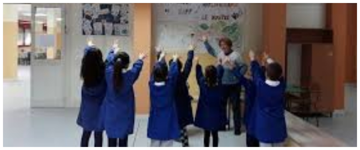 Vergogna a Piacenza, un genitore prende a pugni la maestra della figlia: rischia fino a sette anni di carcere