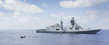 Guerra & mare, allarme davanti alla Sicilia: il sottomarino russo “invisibile” incrocia la portaerei Usa “Ford”