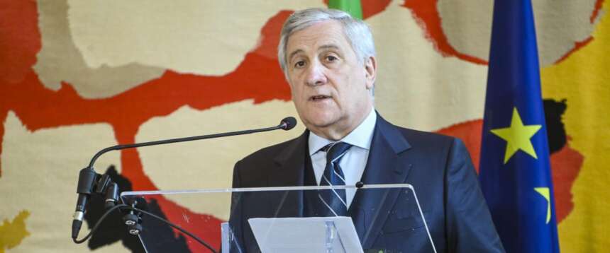 Dazi, Tajani convoca la task force. Ma la sinistra italiana fa il pugile suonato: “E Meloni che fa?”